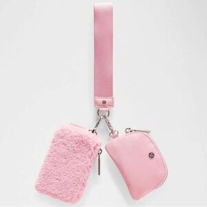 Lululemon Dual Pouch Wristlet Plush Fleece in Pink Tide